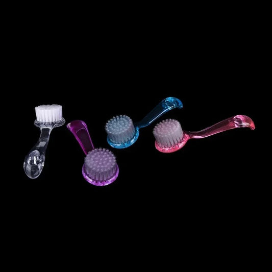 Plastic Cleansing Brush